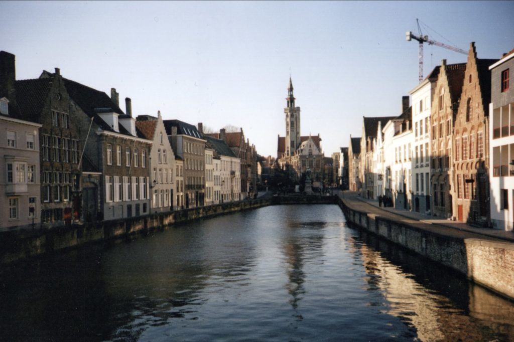 Contracting in Belgium